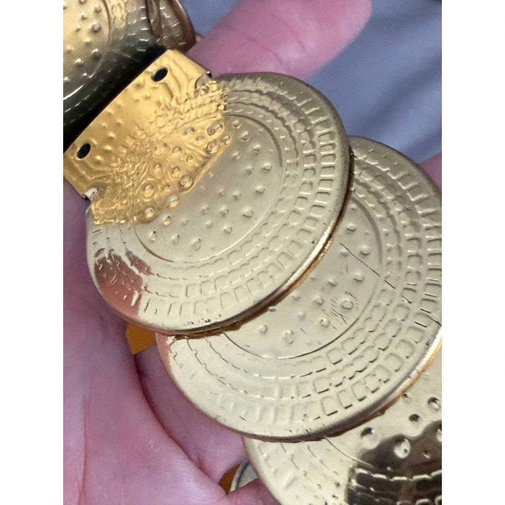 N/A vintage belt
